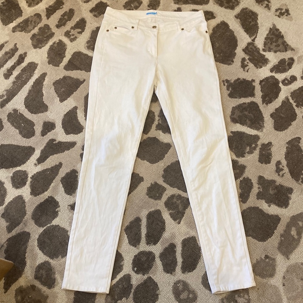 J Mclaughlin White skinny jeans size 4 perfect and pristine condition.